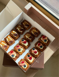 (PRE-ORDER) The SO-CIAL BOX - 15PCS