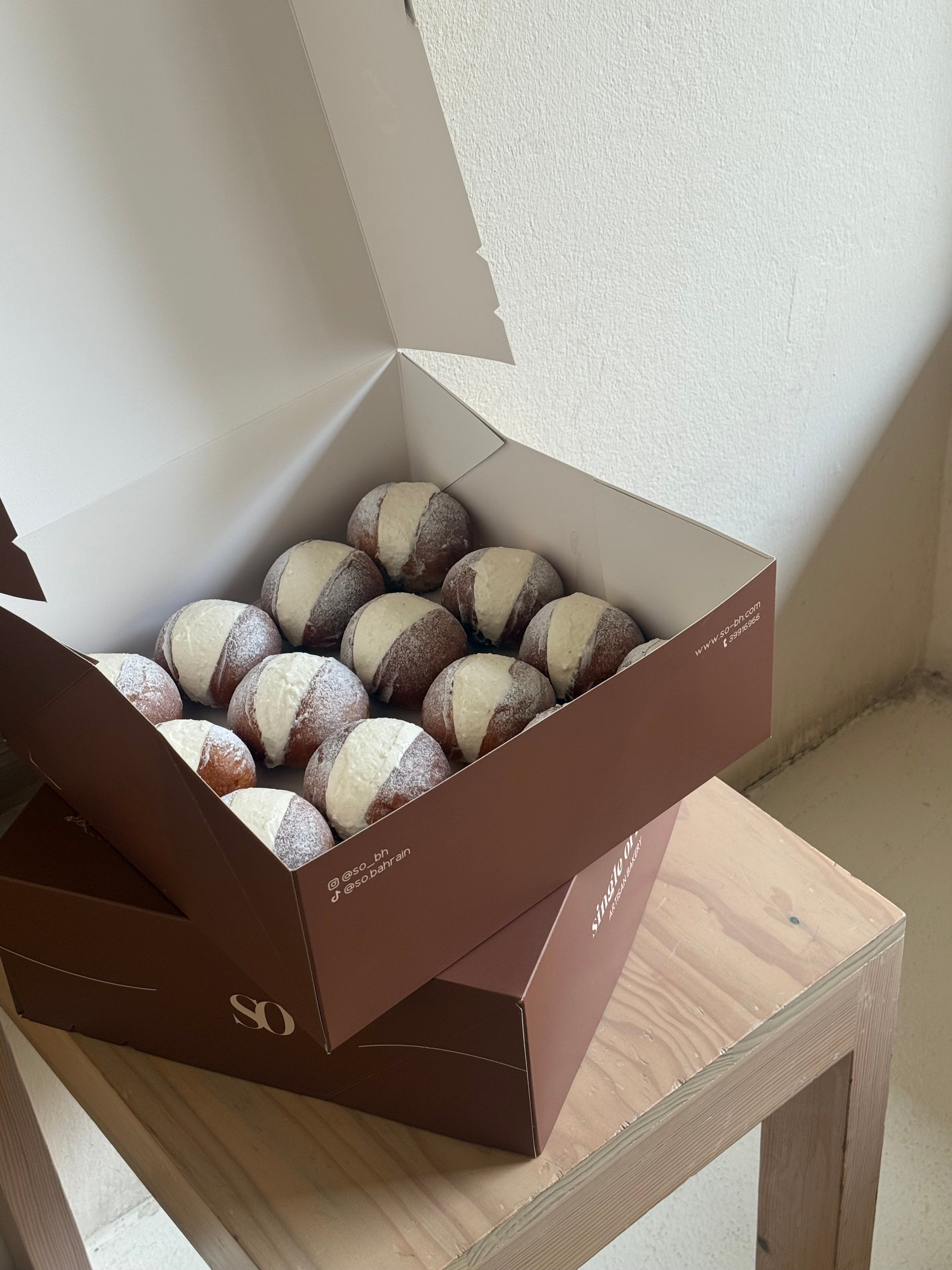 (PRE-ORDER) The Maritozzi Box - 16PCS