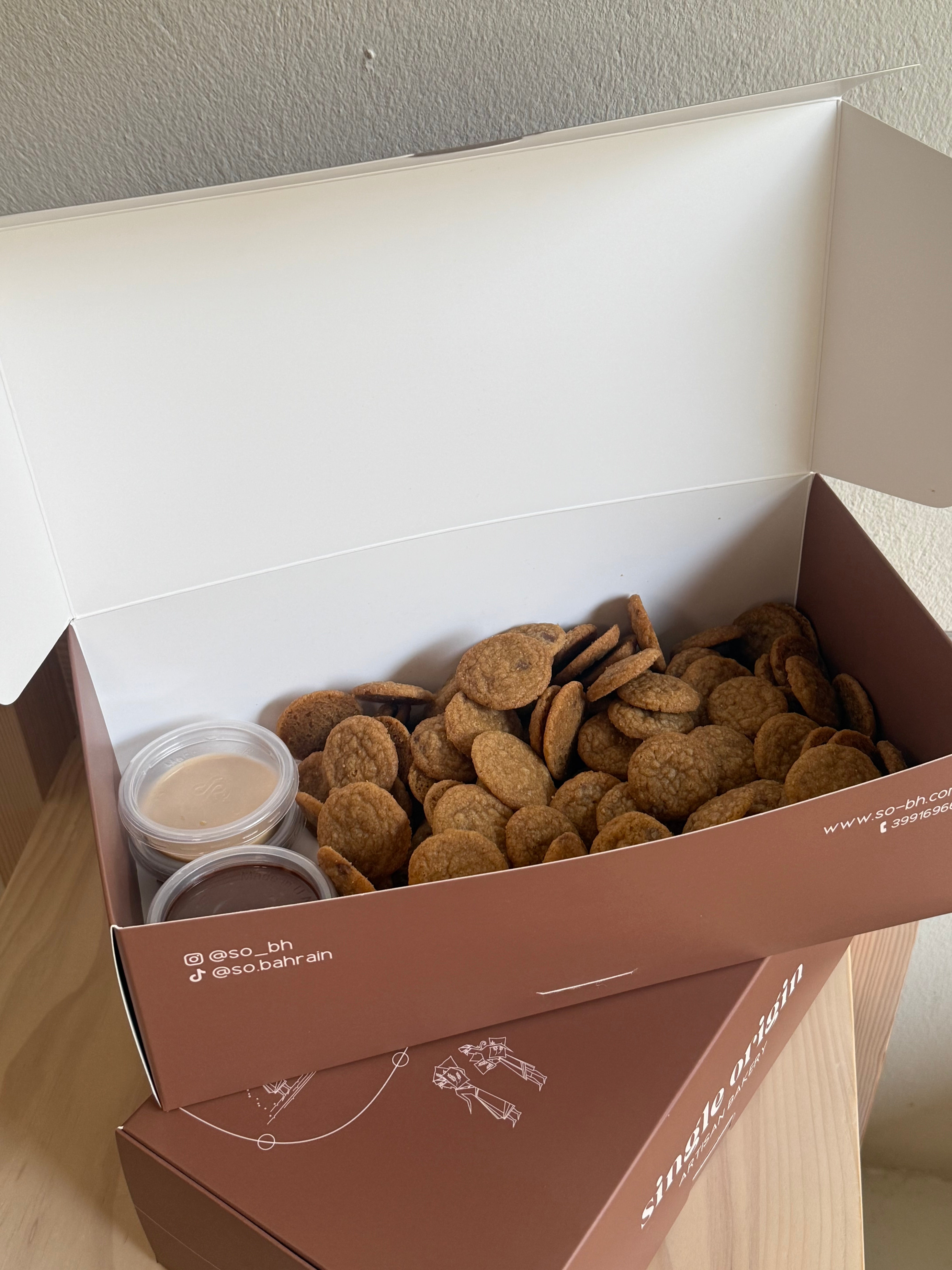 (PRE-ORDER) The 100+ Cookie box