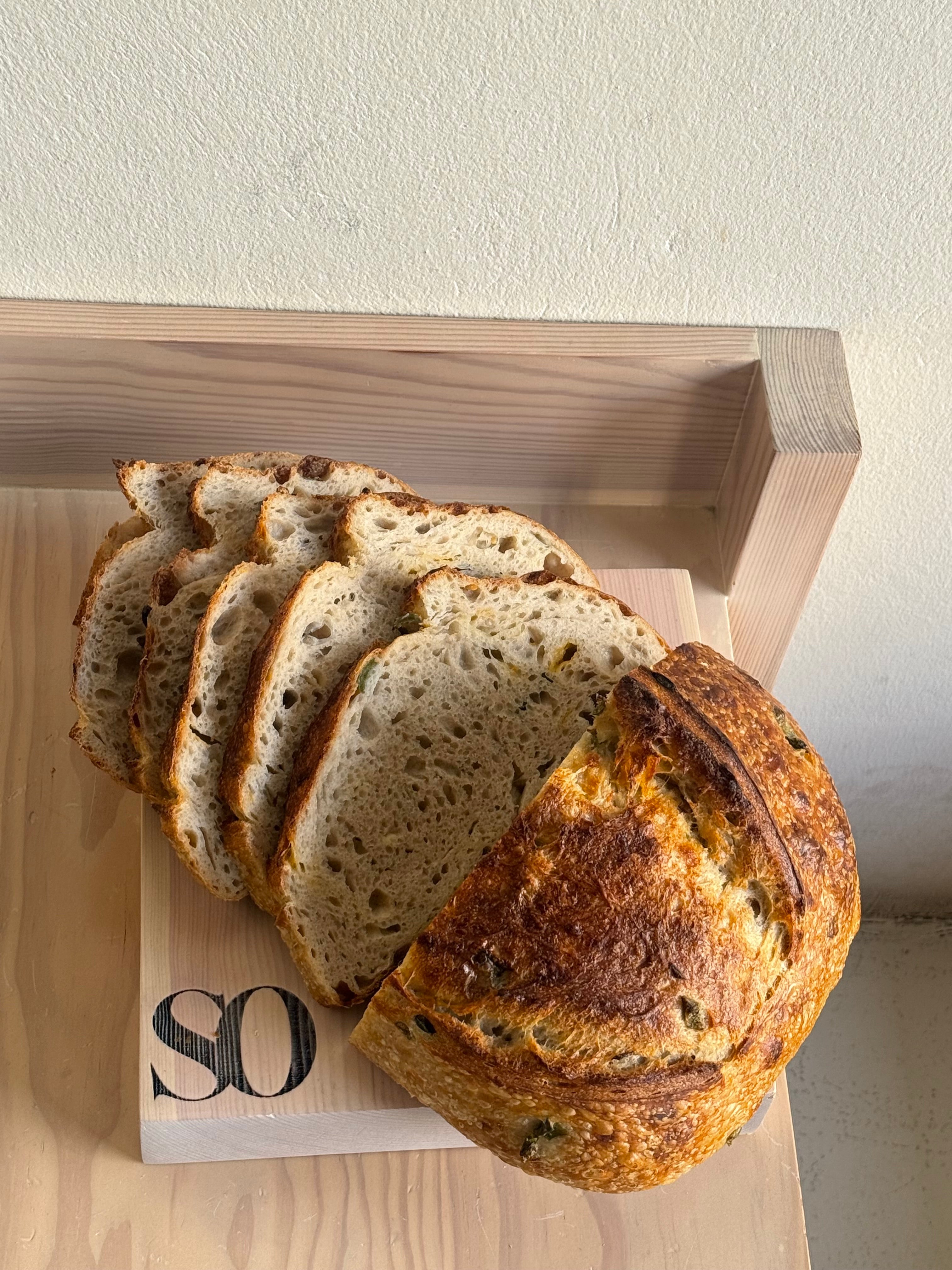 Sourdough Bread (Jalapeño & Cheddar)