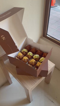 (PRE-ORDER) Muharraq Nights Box - 16PCS